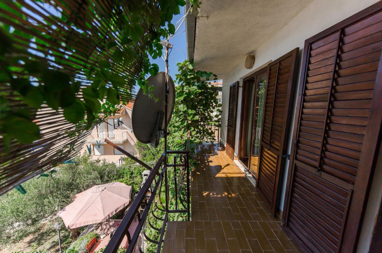 Vesna&Ivan Trogir Exterior foto